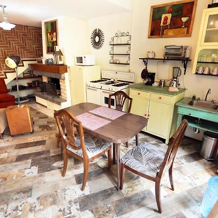 Majikal B&B -Retro Чолула Экстерьер фото